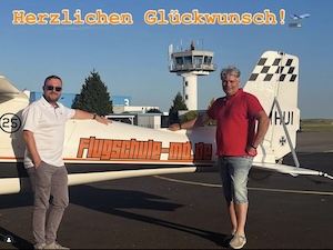 Flugschule-MD Robert Becker Assistent
